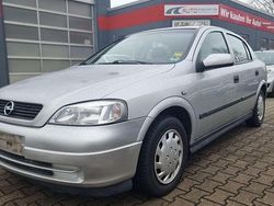 Silber Gebraucht 2000 Opel Astra Limousine | 1.234 € (Fairer Preis)