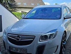 Weiß Gebraucht 2012 Opel Insignia OPC Kombi | 11.500 € (Etwas zu teuer)