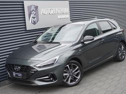Grau Gebraucht 2021 Hyundai i30 Edition 30+ Limousine | 17.990 € (Fairer Preis)