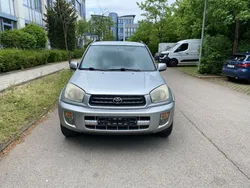 Silber Gebraucht 2002 Toyota RAV4 SUV | 2.200 € (Superpreis)