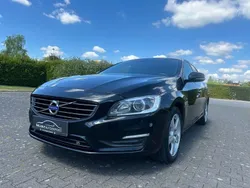 Schwarz Gebraucht 2018 Volvo V60 Momentum Kombi | 7.999 € (Fairer Preis)