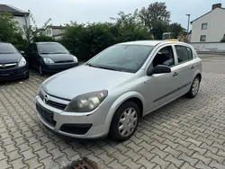 Silber Gebraucht 2004 Opel Astra Limousine | 1.280 € (Fairer Preis)