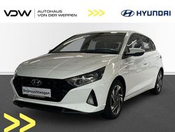 Weiß Gebraucht 2021 Hyundai i20 Intro Edition Limousine | 15.900 € (Fairer Preis)
