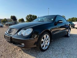 Schwarz Gebraucht 2002 Mercedes CLK240 Coupé | 7.497 € (Fairer Preis)
