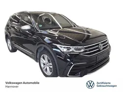Schwarz Gebraucht 2024 VW Tiguan Allspace Pro SUV | 42.890 € (Fairer Preis)
