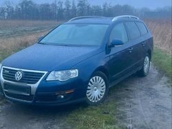 Blau Gebraucht 2008 VW Passat Kombi | 2.000 € (Guter Preis)