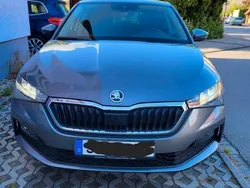 Grau Gebraucht 2022 Skoda Scala Kleinwagen | 17.990 € (Fairer Preis)