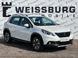 Blanc nacre Gebraucht 2018 Peugeot 2008 Allure SUV | 12.980 € (Fairer Preis)