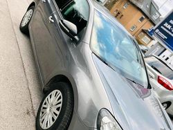 Grau Gebraucht 2012 VW Golf VII Kleinwagen | 9.500 € (Etwas zu teuer)