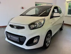 Weiß Gebraucht 2014 Kia Picanto FIFA World Cup Edition Kleinwagen | 5.499 € (Teuer)