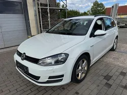 Weiß Gebraucht 2015 VW Golf VII Kombi | 5.450 € (Fairer Preis)