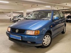 Blau Gebraucht 1997 VW Polo Kleinwagen | 2.199 € (Teuer)