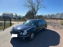 Blau Gebraucht 2004 Mercedes E280 Avantgarde Kombi | 3.500 € (Fairer Preis)