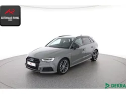 Grau Gebraucht 2020 Audi A3 Sportback S-Line Limousine | 22.879 € (Fairer Preis)