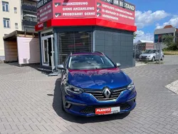Blau Gebraucht 2018 Renault Mégane GT Line GT-Line Kombi | 10.999 € (Guter Preis)