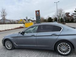 Grau Gebraucht 2018 BMW 530e iPerformance Limousine | 22.999 € (Fairer Preis)
