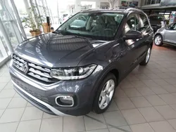 Grau Gebraucht 2023 VW T-Cross Style SUV | 23.990 € (Etwas zu teuer)