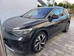 Grau Gebraucht 2021 VW ID.4 Pro Performance SUV | 21.900 € (Guter Preis)