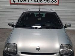 Silber Gebraucht 1999 Renault Clio II Limousine | 2.998 €