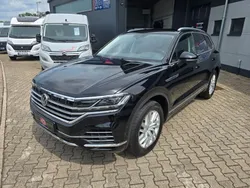 Schwarz Gebraucht 2019 VW Touareg Elegance SUV | 46.790 € (Fairer Preis)