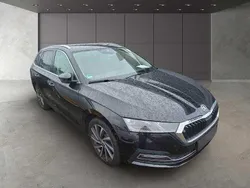 Schwarzmagic perleffekt Gebraucht 2021 Skoda Octavia Style Kombi | 21.890 € (Guter Preis)