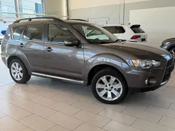 Braun Gebraucht 2012 Mitsubishi Outlander SUV | 5.991 € (Fairer Preis)
