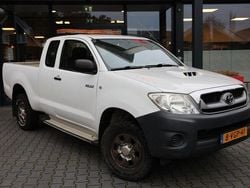 Weiß Gebraucht 2010 Toyota HiLux Abholung | 9.679 € (Superpreis)