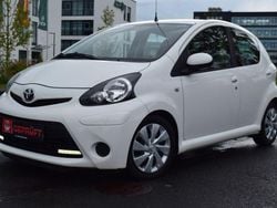 Weiß Gebraucht 2013 Toyota Aygo Cool Kleinwagen | 4.100 € (Fairer Preis)