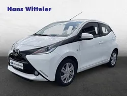 Weiß Gebraucht 2018 Toyota Aygo Touch Kleinwagen | 8.950 € (Fairer Preis)