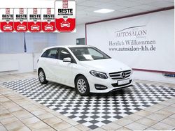 Weiß Gebraucht 2015 Mercedes B180 Style Van / Kleinbus | 15.999 € (Fairer Preis)