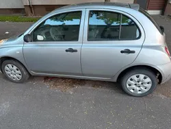 Silber Gebraucht 2003 Nissan Micra Kleinwagen | 650 € (Guter Preis)
