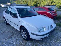 Weiß Gebraucht 2000 VW Bora Limousine | 999 € (Superpreis)