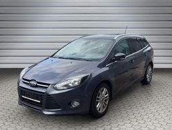 Grau Gebraucht 2014 Ford Focus Titanium Limousine | 4.900 € (Guter Preis)