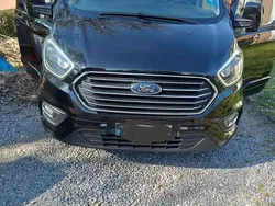 Schwarz Gebraucht 2018 Ford Transit Custom Titanium Van | 35.800 € (Teuer)