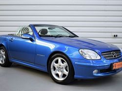 Blau Gebraucht 2002 Mercedes SLK200 Cabrio | 11.990 €