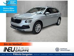 Brillantsilber (metallic) Gebraucht 2024 Skoda Kamiq Selection SUV | 22.879 € (Fairer Preis)
