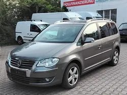 Grau Gebraucht 2009 VW Touran Highline Van / Kleinbus | 4.450 € (Guter Preis)