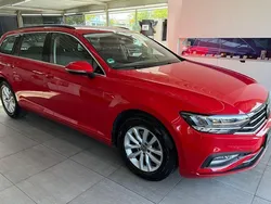 Rot Gebraucht 2022 VW Passat Business Kombi | 16.990 € (Superpreis)