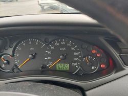 Silber Gebraucht 2004 Ford Focus Ghia Limousine | 1.200 € (Guter Preis)