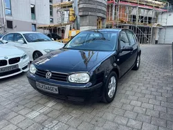 Schwarz Gebraucht 2003 VW Golf IV Basis Limousine | 2.990 € (Teuer)
