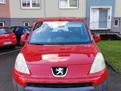 Rot Gebraucht 2010 Peugeot Partner Van / Kleinbus | 3.500 € (Guter Preis)