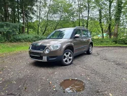 Braun Gebraucht 2011 Skoda Yeti GreenLine SUV | 4.300 €
