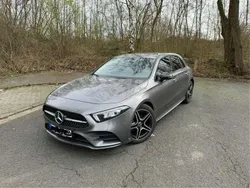 Grau Gebraucht 2022 Mercedes A200 AMG line Kleinwagen | 28.000 € (Guter Preis)