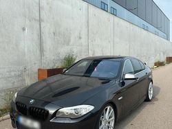 Grau Gebraucht 2013 BMW M550 Limousine | 23.299 €