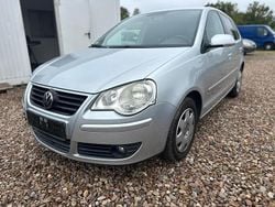 Grau Gebraucht 2008 VW Polo Comfortline Kleinwagen | 3.400 € (Fairer Preis)