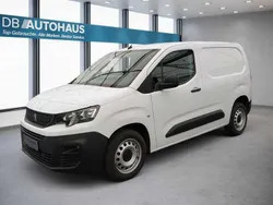 Weiß Gebraucht 2021 Peugeot Partner Premium Van / Kleinbus | 16.320 € (Fairer Preis)