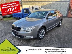Beige Gebraucht 2012 Skoda Superb Elegance Limousine | 12.745 € (Teuer)