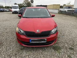 Rot Gebraucht 2017 Skoda Fabia Kleinwagen | 4.200 € (Guter Preis)