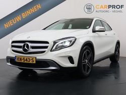 Weiß Gebraucht 2016 Mercedes GLA180 Prestige SUV | 14.995 € (Teuer)