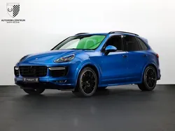 Blau Gebraucht 2016 Porsche Cayenne Turbo S Sport SUV | 64.900 € (Teuer)